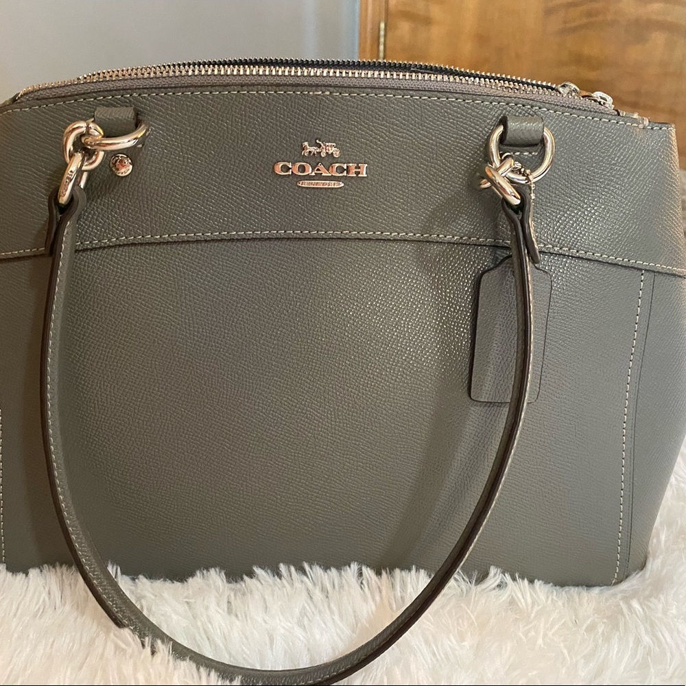 SOLD-Coach purse medium size